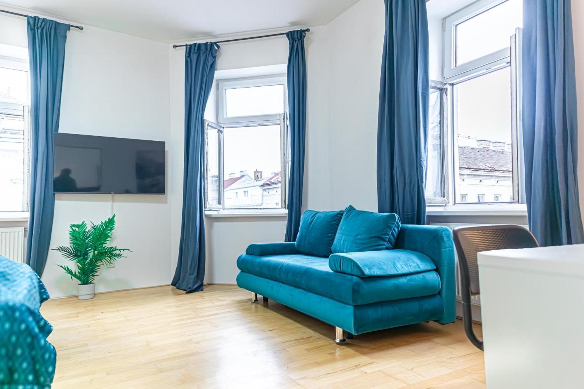 Elegant 2br Apt.@wiener Stadthalle/central Located Viena